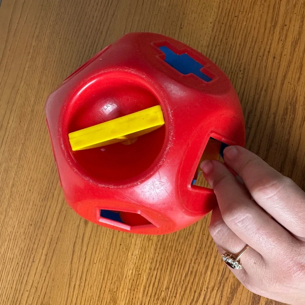 Tupperware Vintage Infant Baby Shape Sorter Toy‎ Red Blue Color Shape Learning